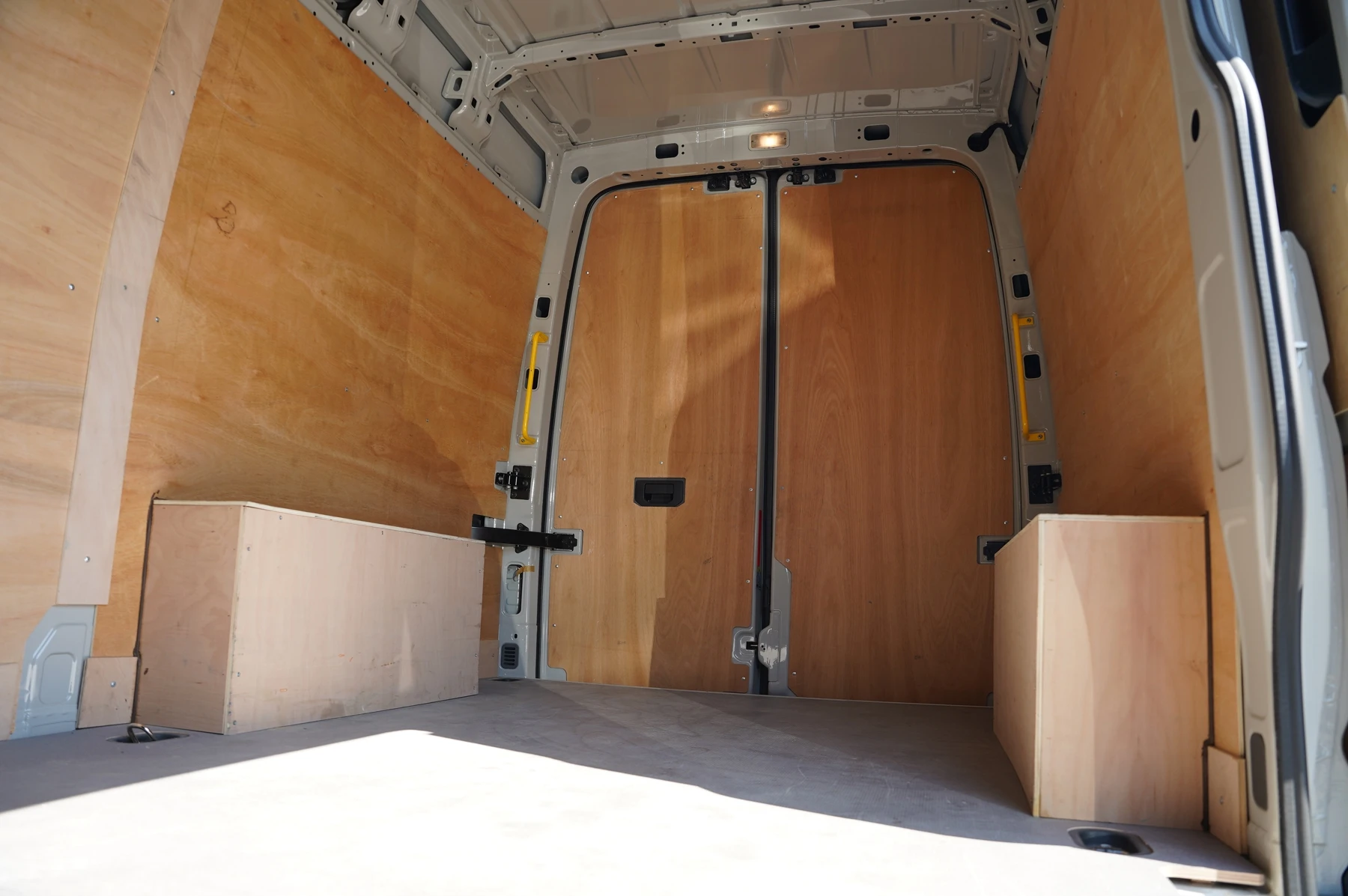 Volkswagen-Crafter-image-22