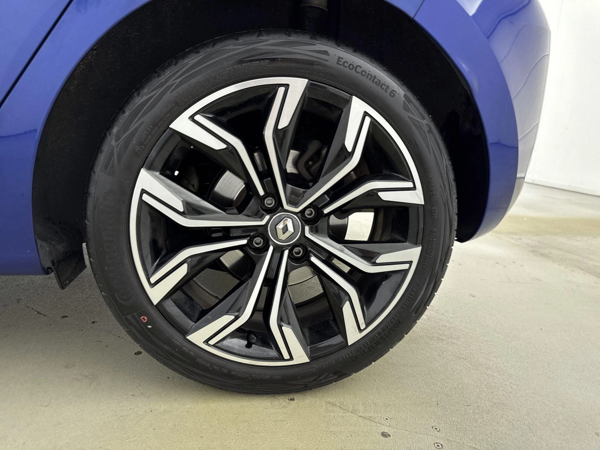Renault-Clio-image-25