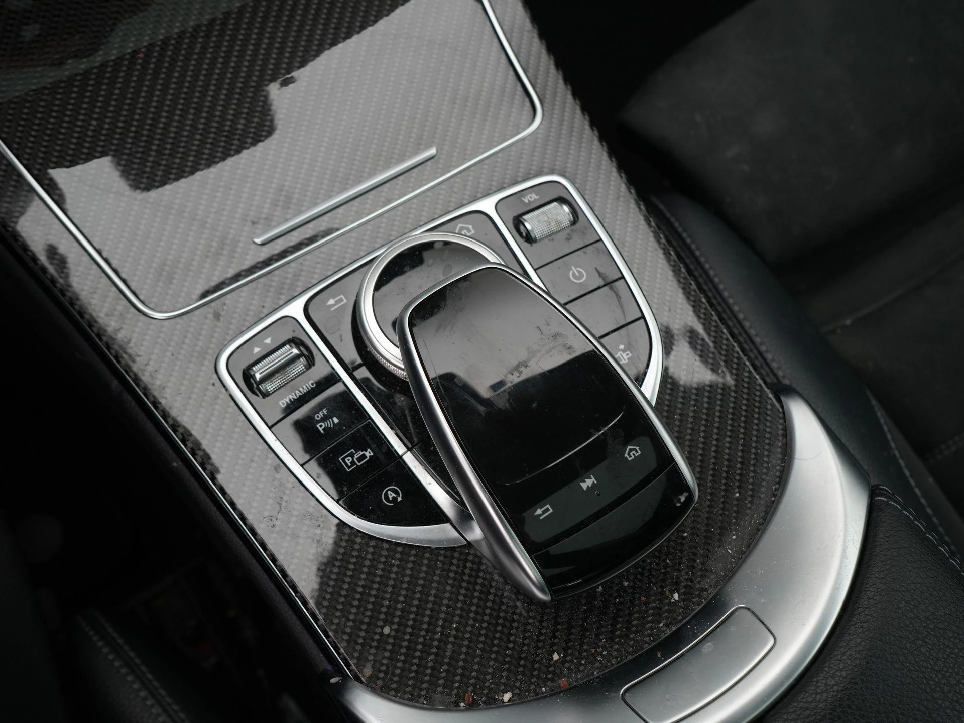 Mercedes-Benz-C-Klasse-image-26