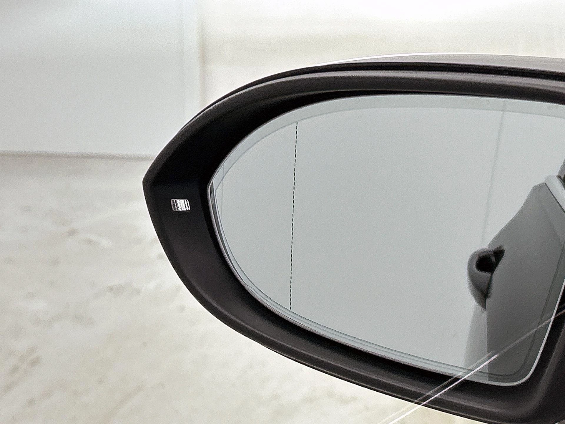 Volkswagen-Passat-image-33