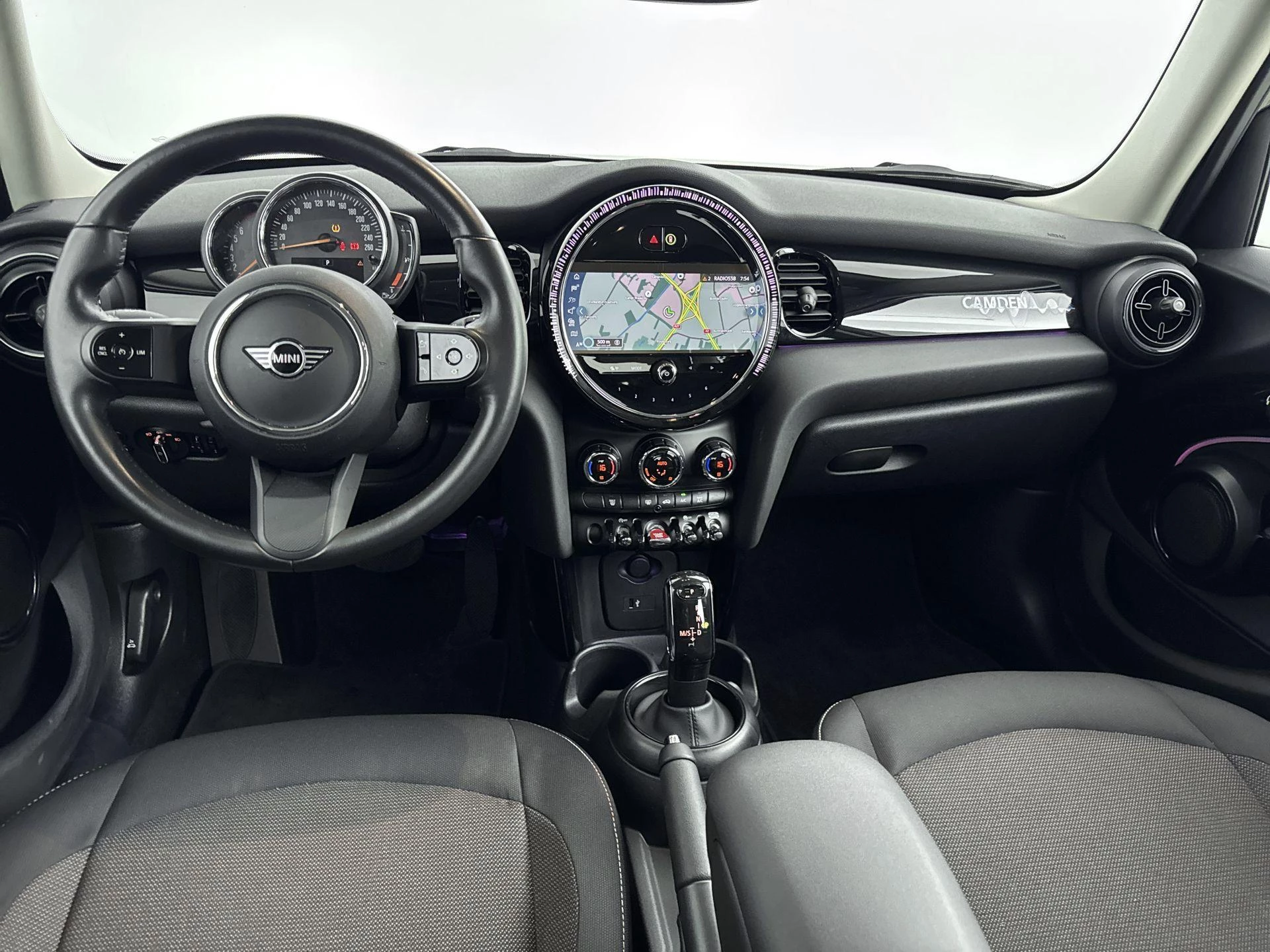MINI-Cooper-image-15