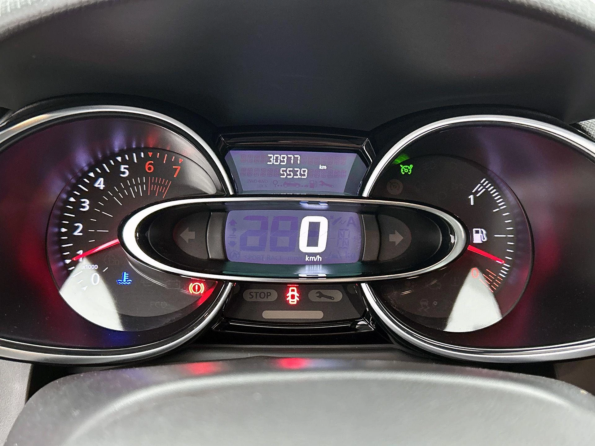 Renault-Clio-image-17