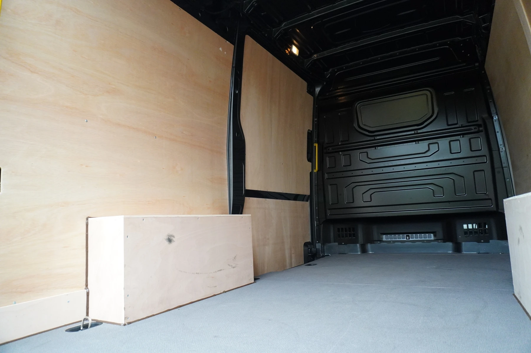 Volkswagen-Crafter-image-33
