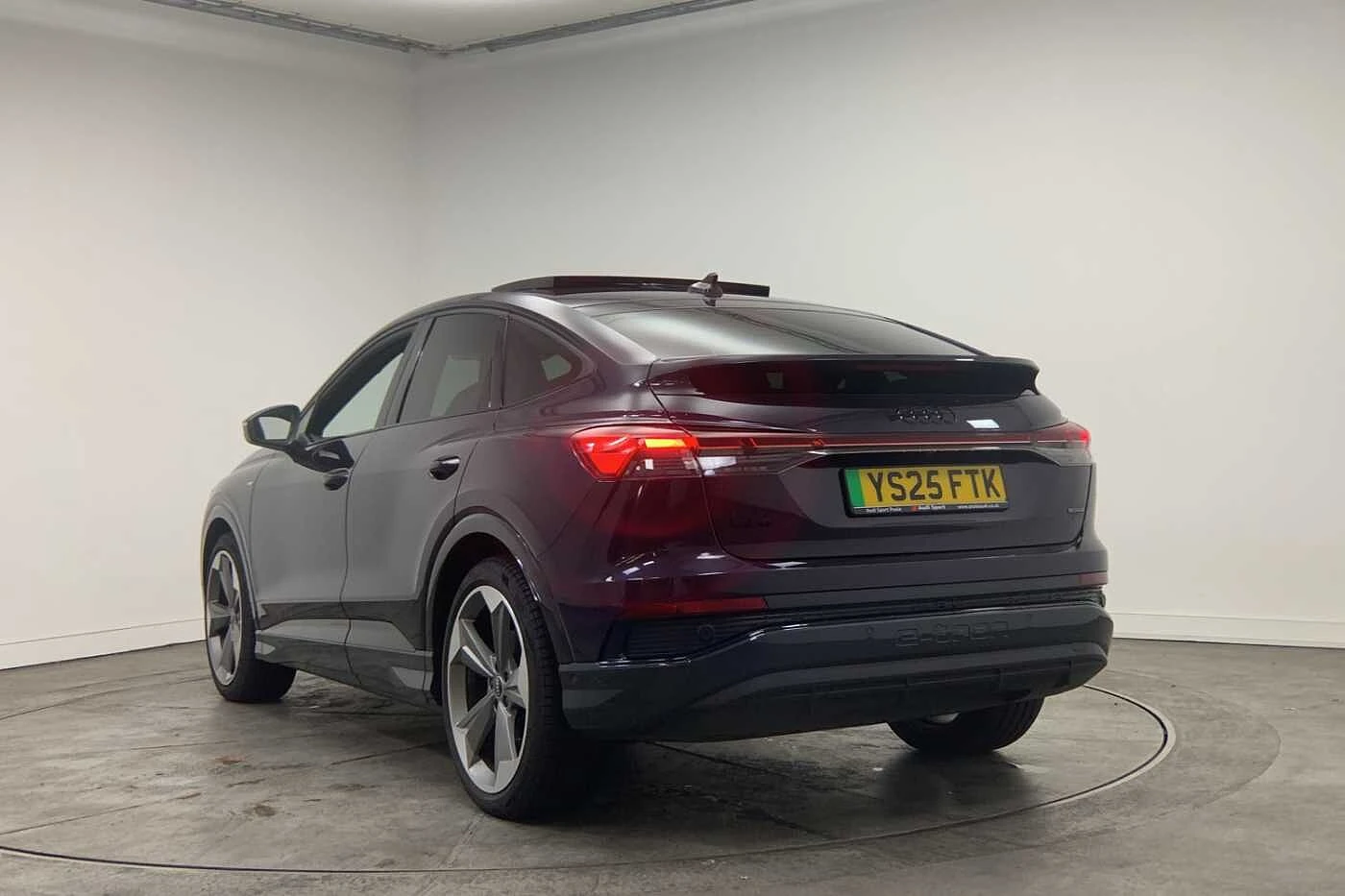 Audi-Q4 Sportback e-tron-image-2