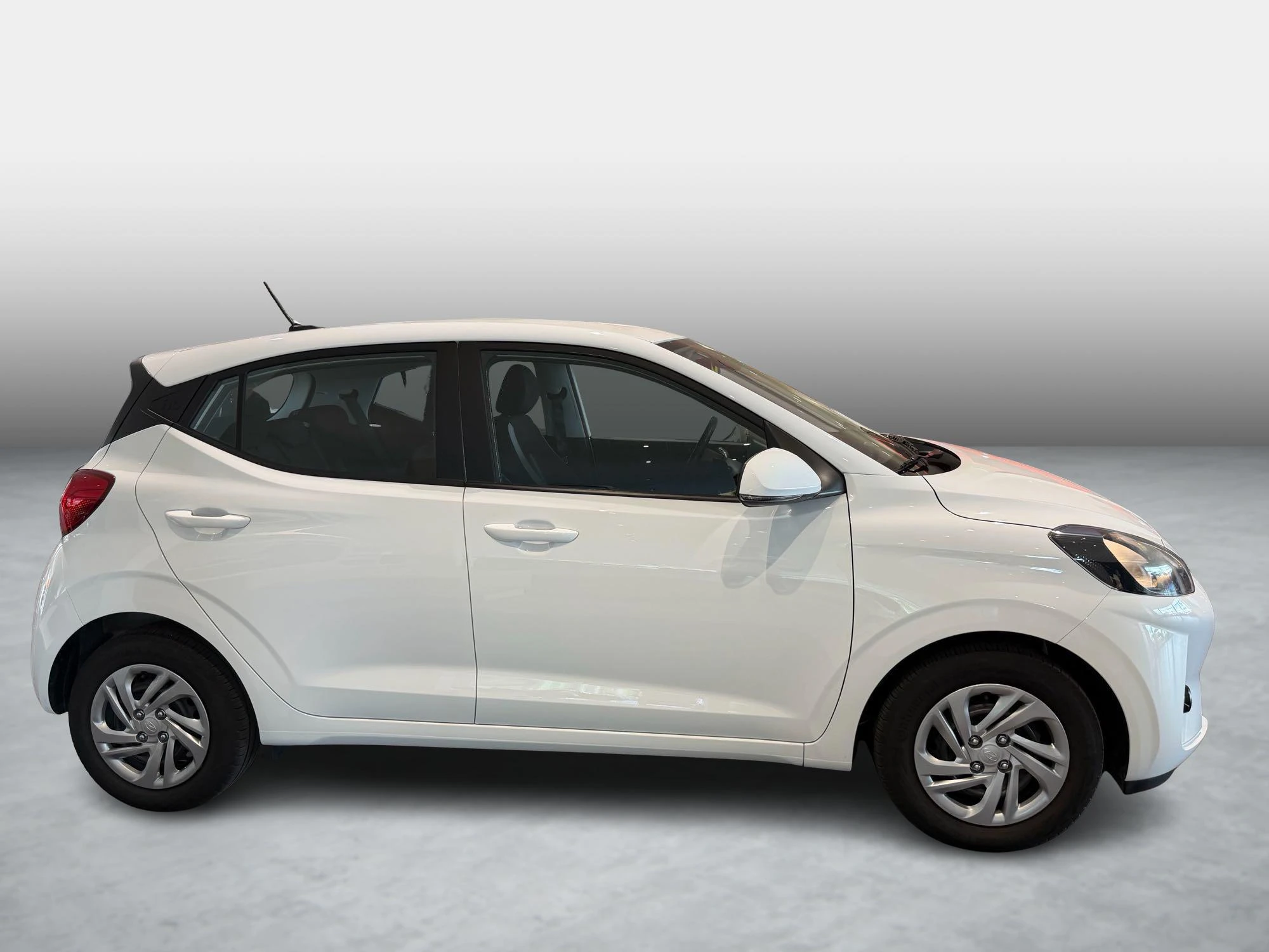 Hyundai-i10-image-6