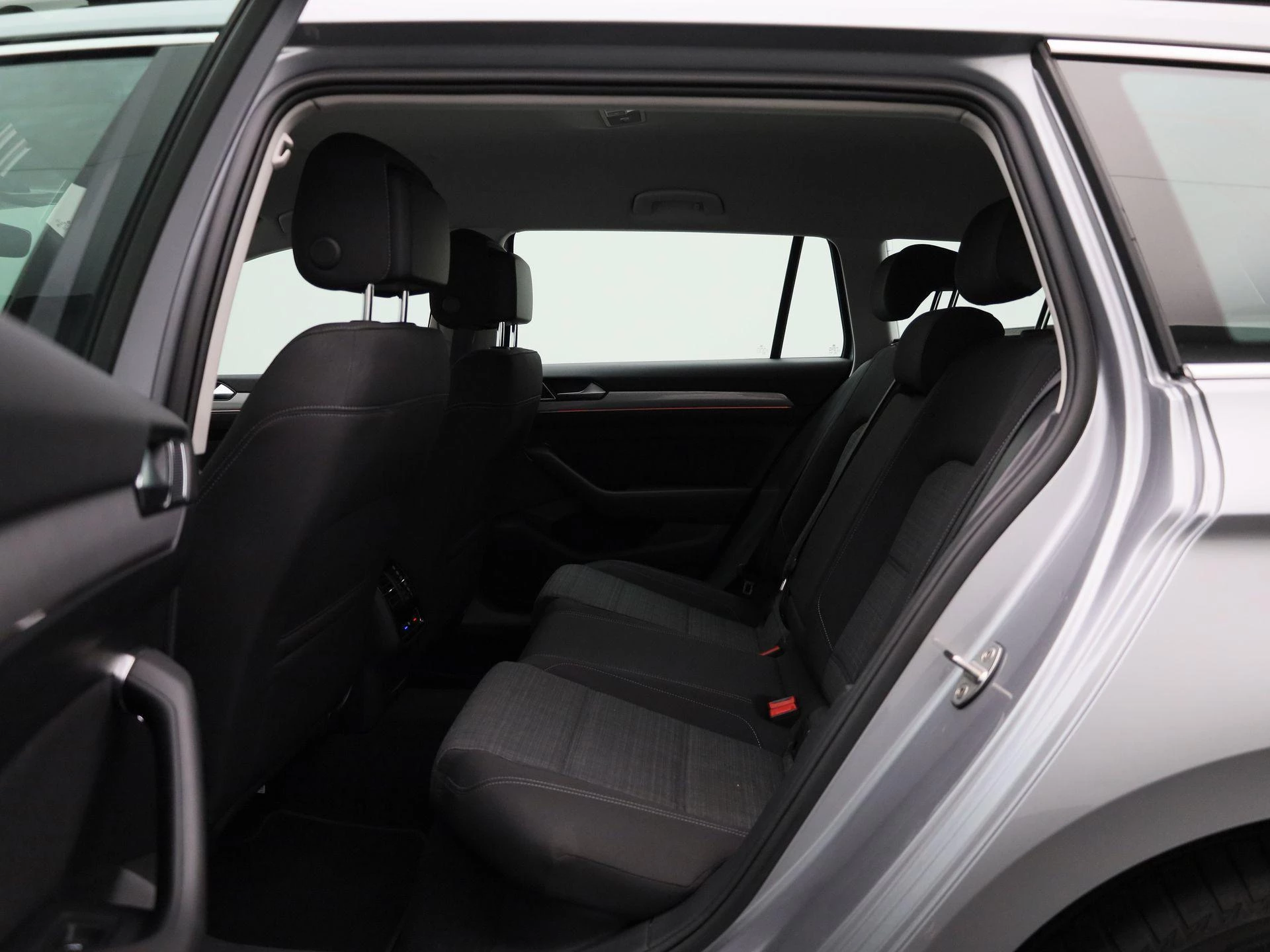 Volkswagen Passat Variant 1.5 TSI Comfortline Business
