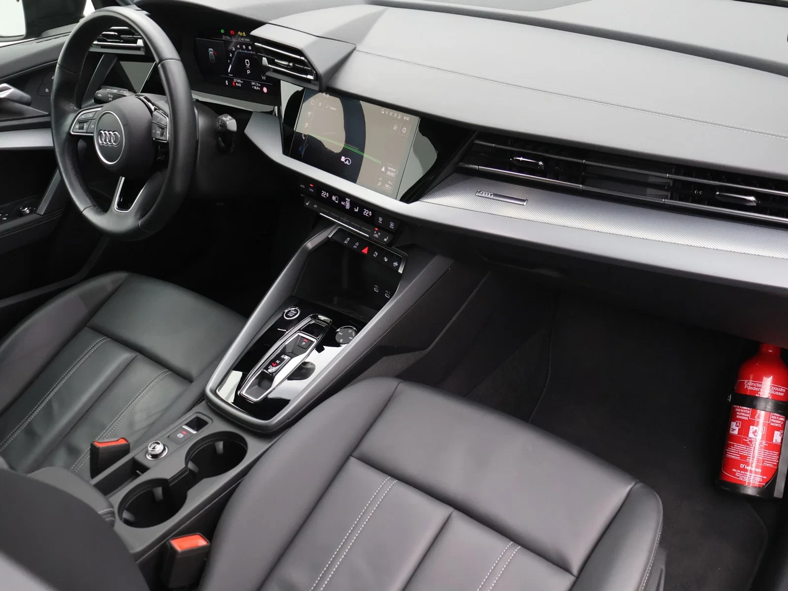 Audi A3 Sportback Audi A3 Sportback 30TFSI 116PK *AUTOMAAT*LEDER*NAVI*APP-CONNECT*ACC*LANE-ASSIST*...*