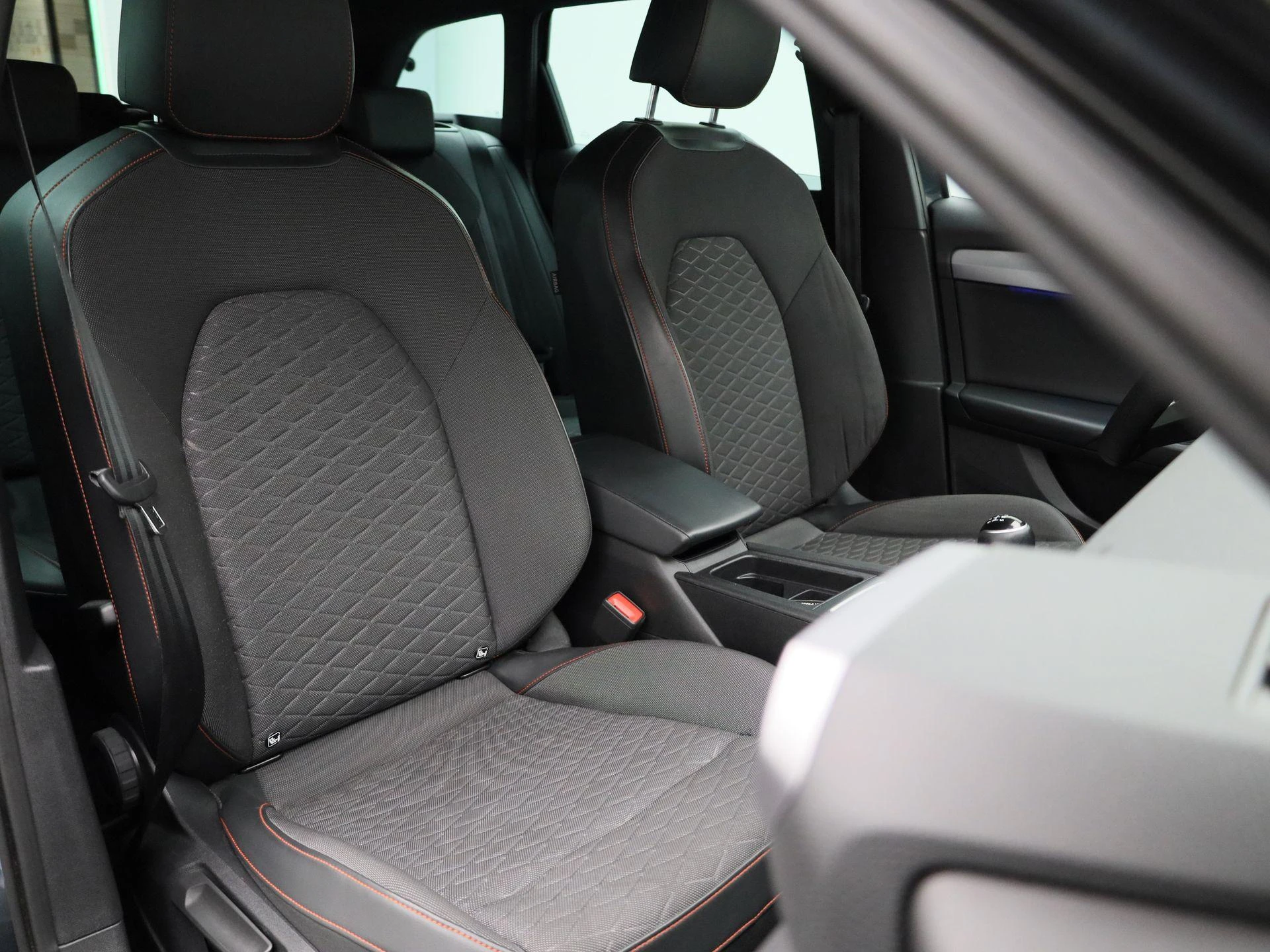 SEAT-Leon-image-35