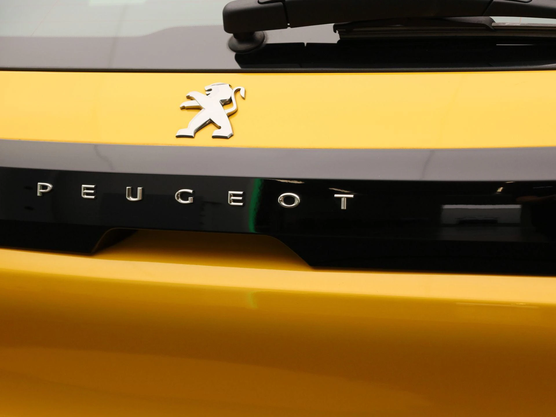 Peugeot-208-image-36
