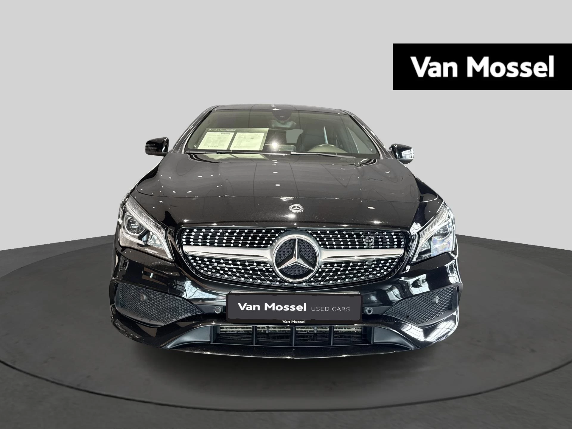 Mercedes-Benz CLA CLA 180 AMG Line