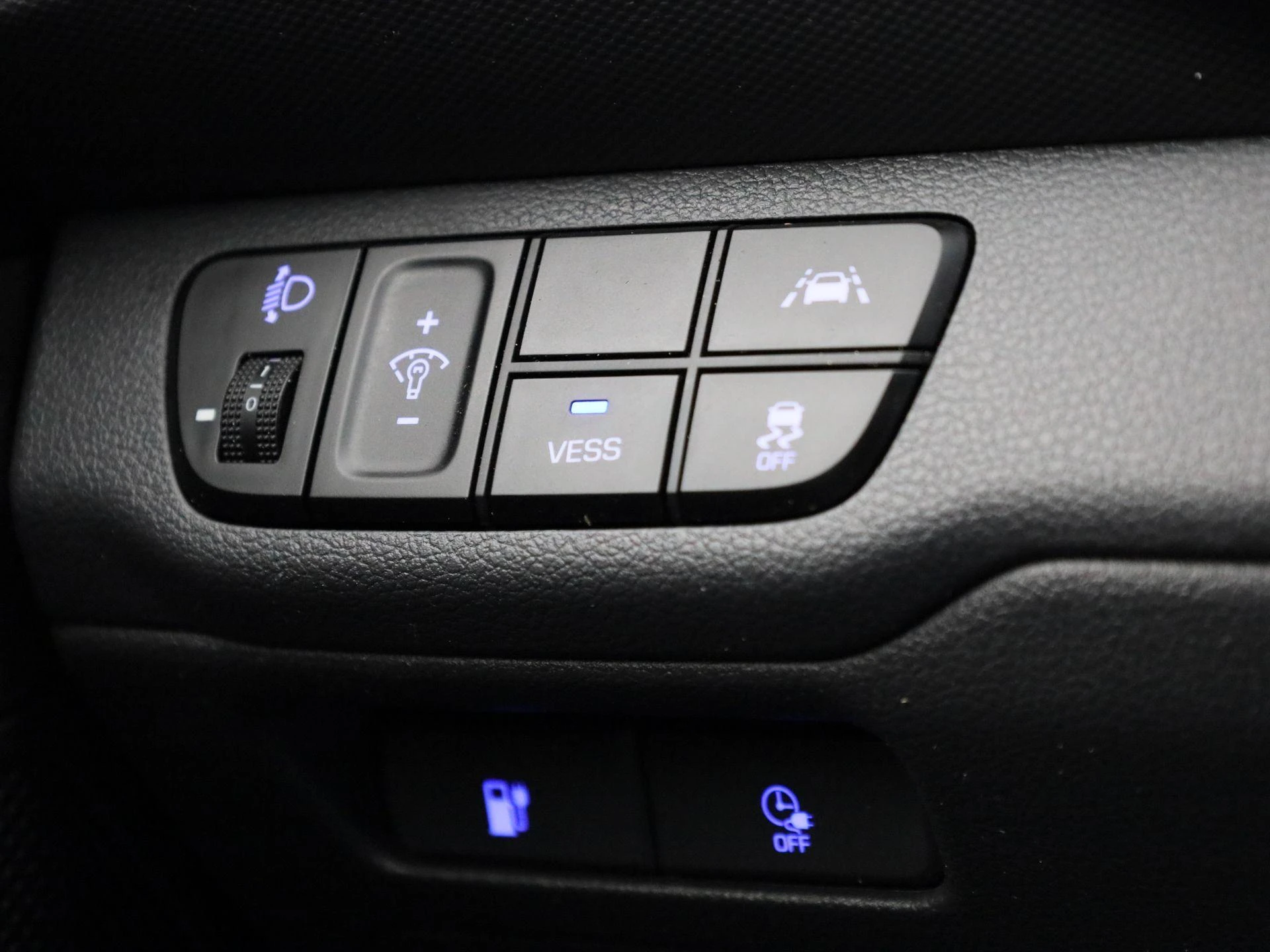 Hyundai-IONIQ-image-26