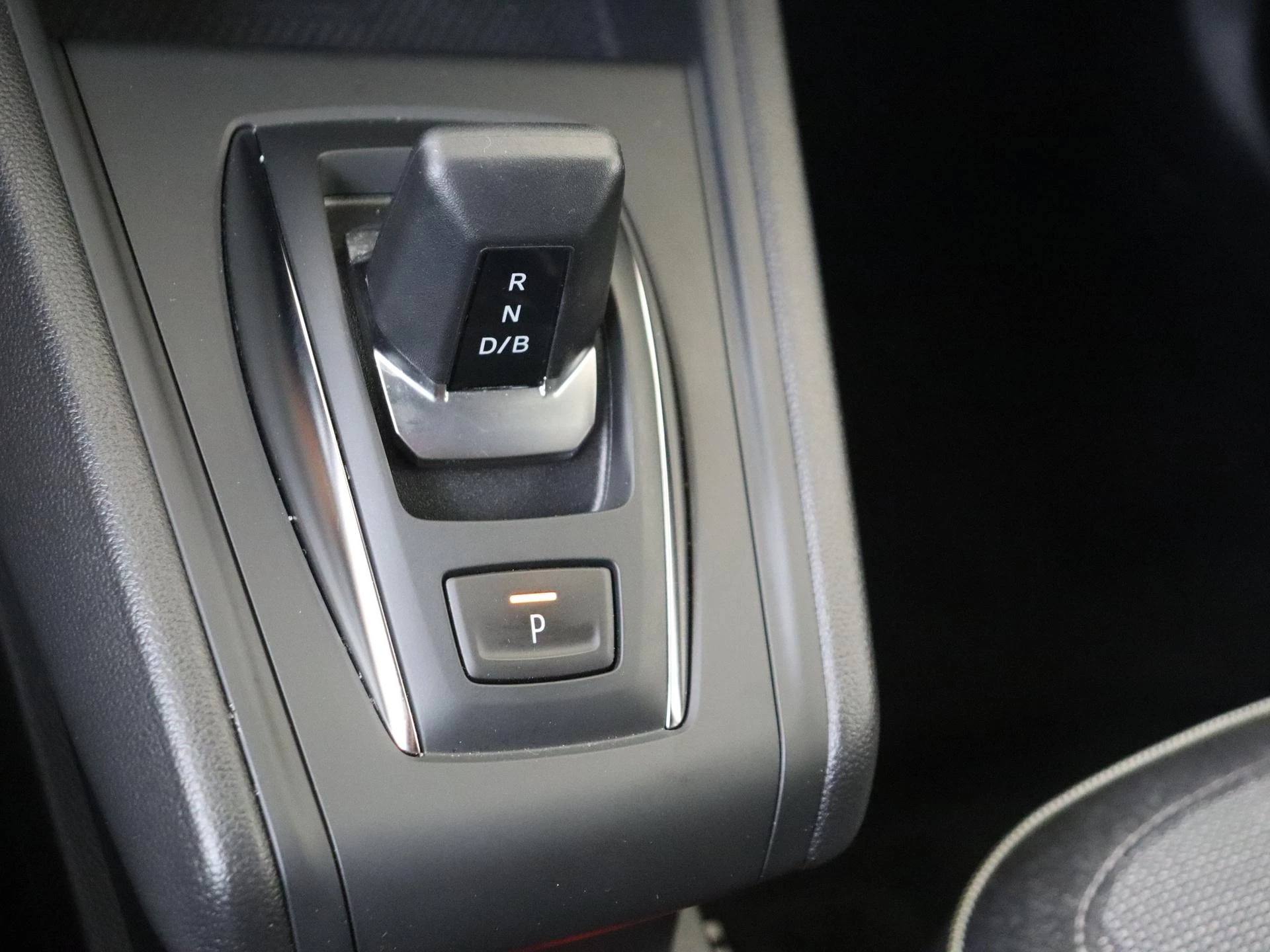 Renault Captur 1.8 E-Tech full hybrid 160 techno