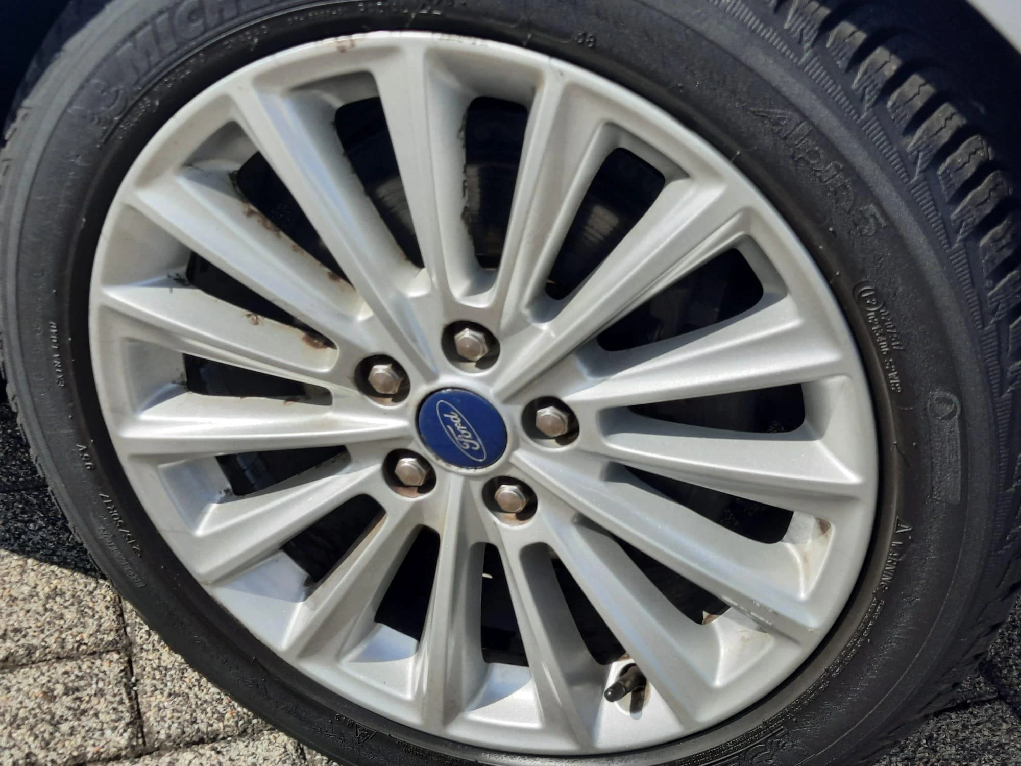 Ford-C-MAX-image-5