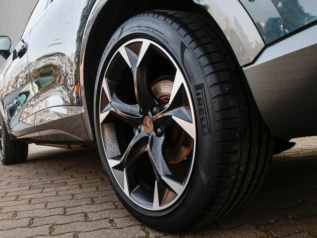 CUPRA Formentor 1,4 TSI DSG e-Hybrid