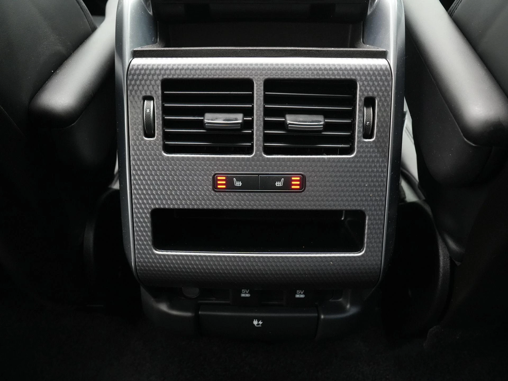 Land Rover-Range Rover Sport-image-36
