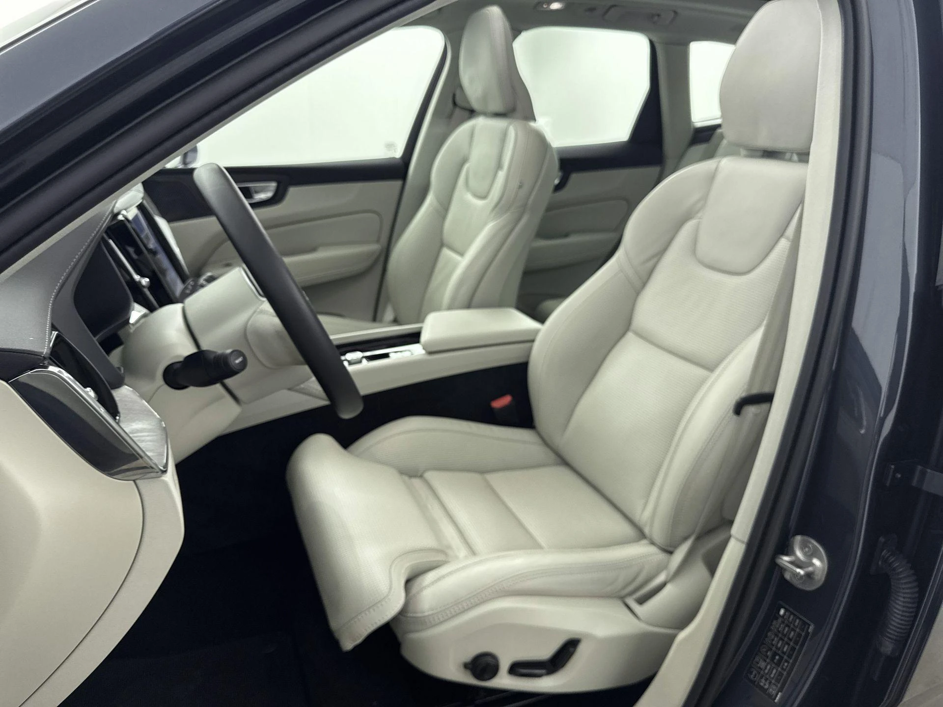 Volvo-XC60-image-29