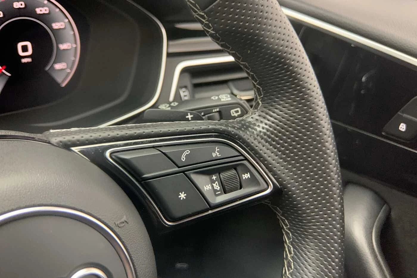 Audi-A4-image-27