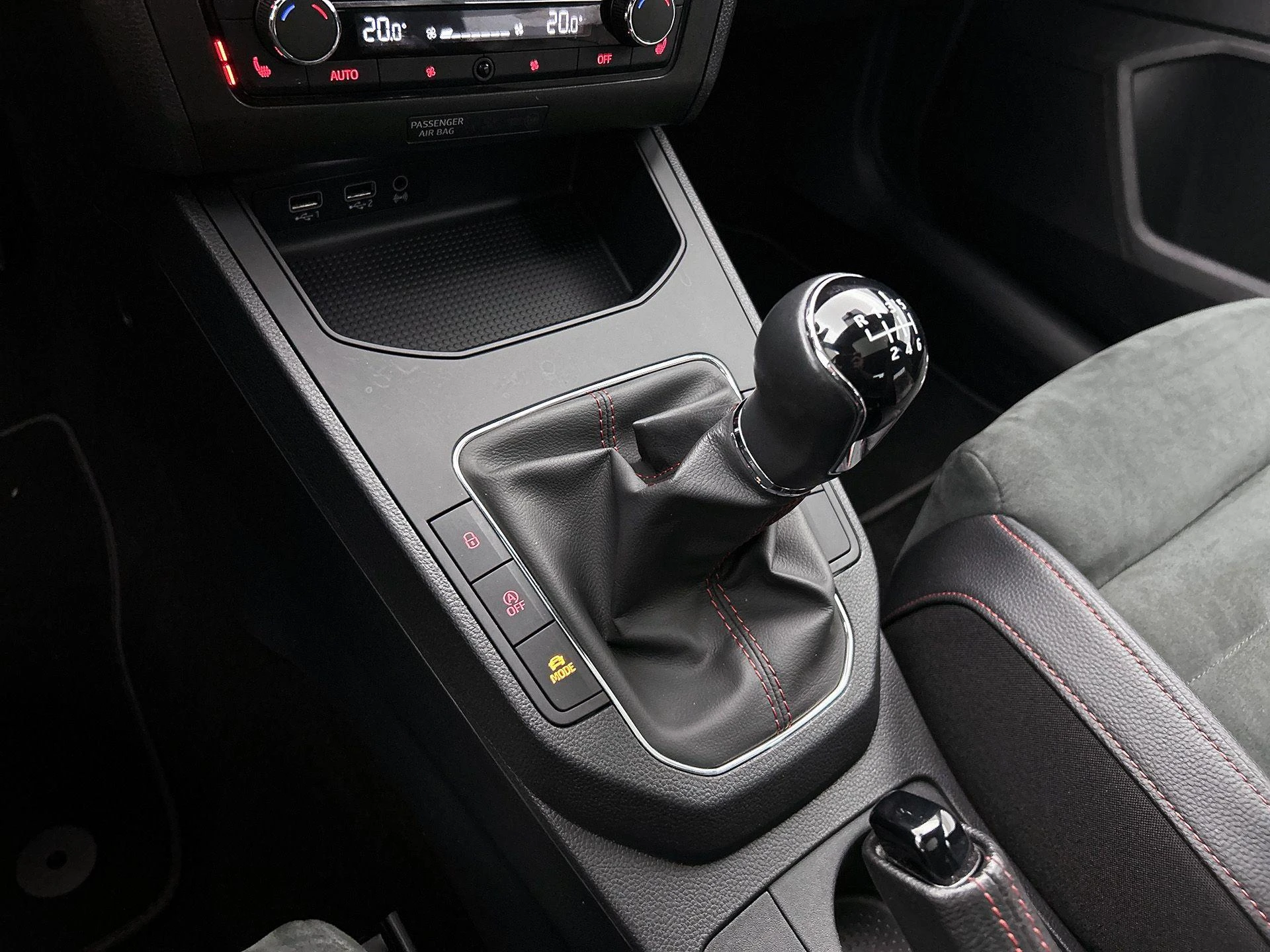 SEAT-Ibiza-image-9