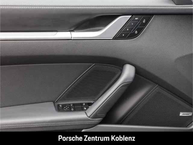 Porsche-911-image-22