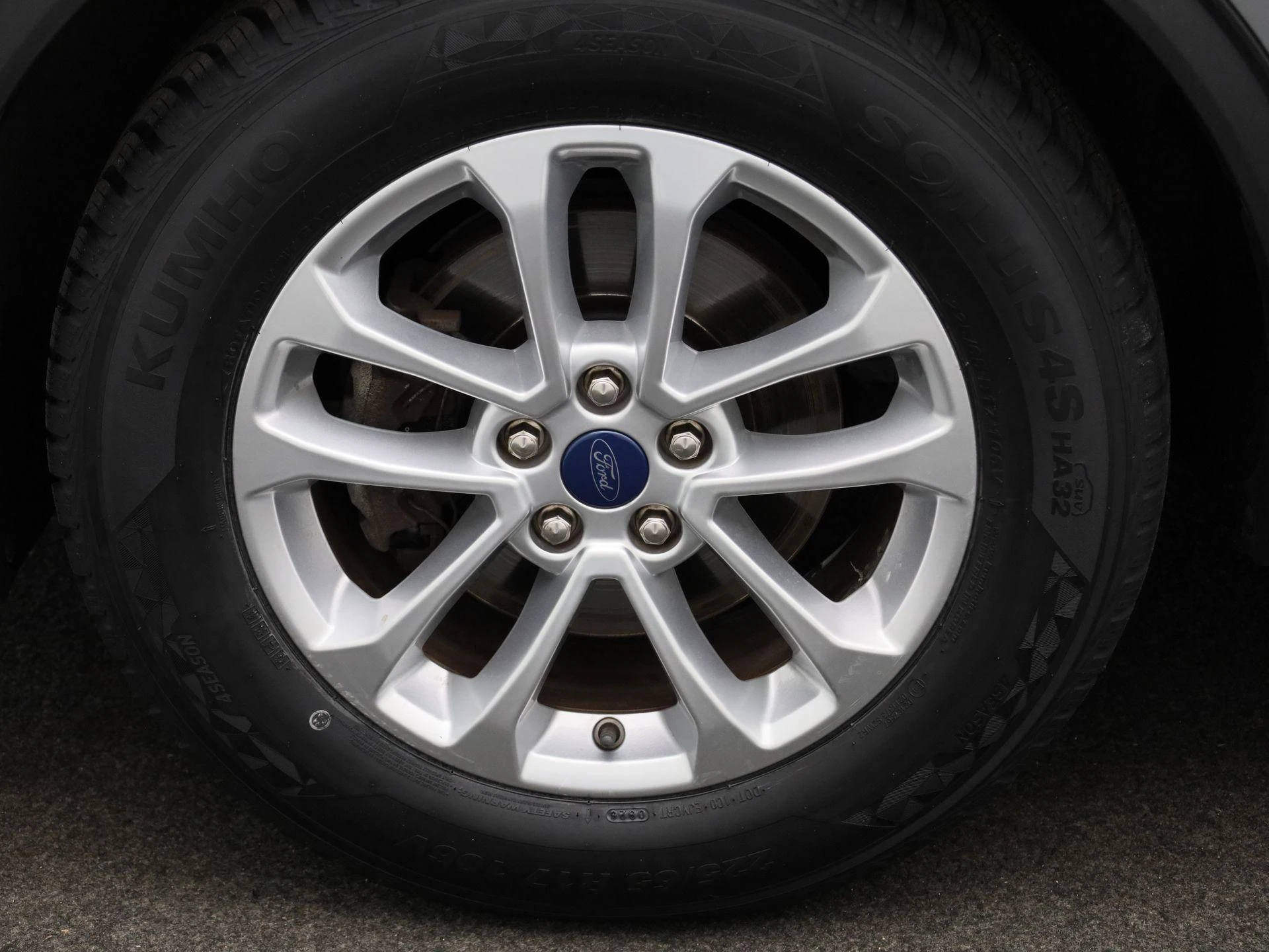 Ford-Kuga-image-11