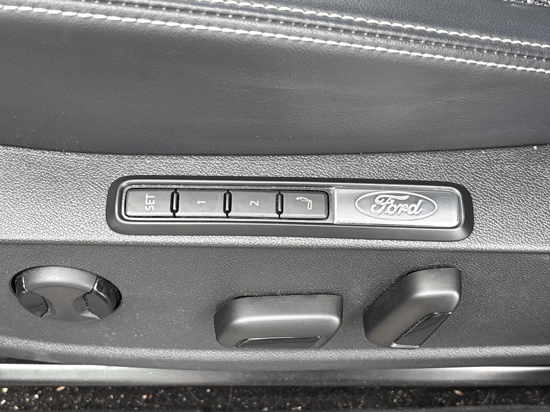 Ford-Explorer-image-7