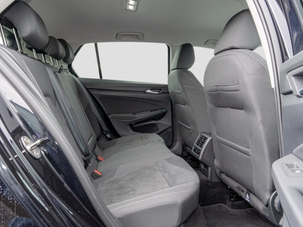 Volkswagen Golf VIII 1.4 TSI DSG eHybrid Style Navi, ZGV