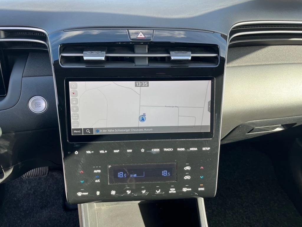 Mercedes-Benz-GLC 300 d-image-7