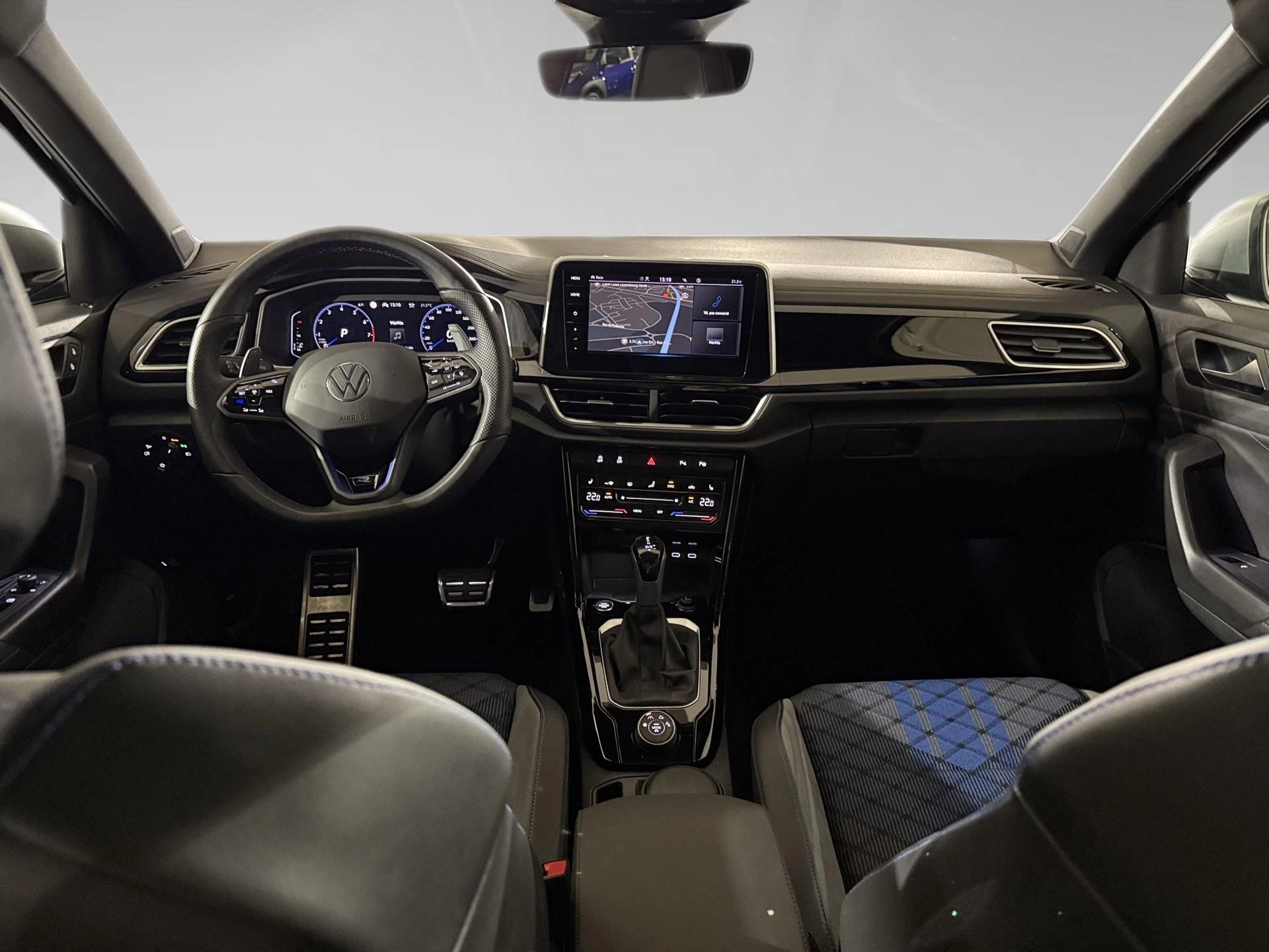 Volkswagen-T-Roc-image-5