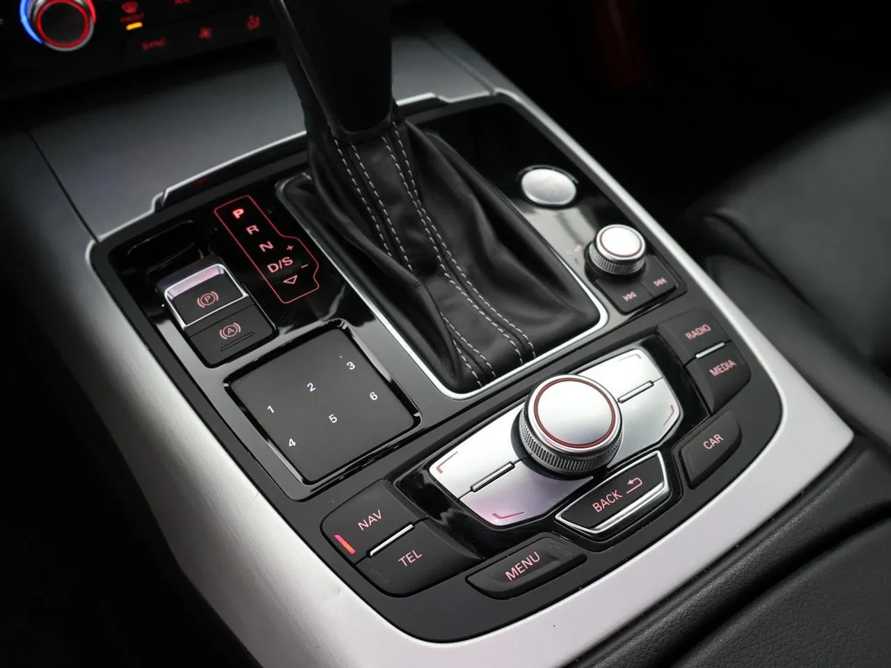 Audi A6 Dsl S-line exterior / interior - 2.0TDi - 150PK *LEDER*NAVI*SPORTSEATS*ZETELVERWARMING*BLTH*CRUISE*