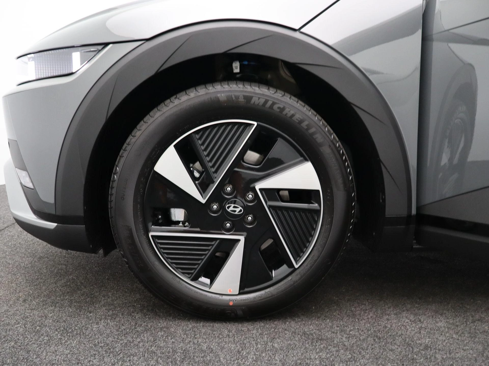 Hyundai-IONIQ 5-image-14