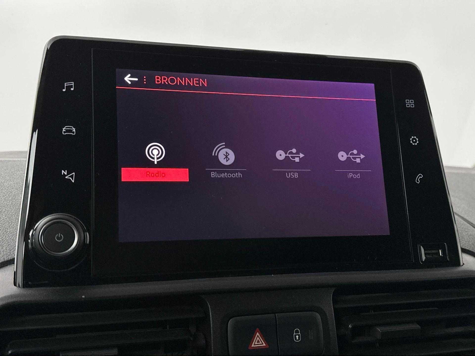 Peugeot-Partner-image-23