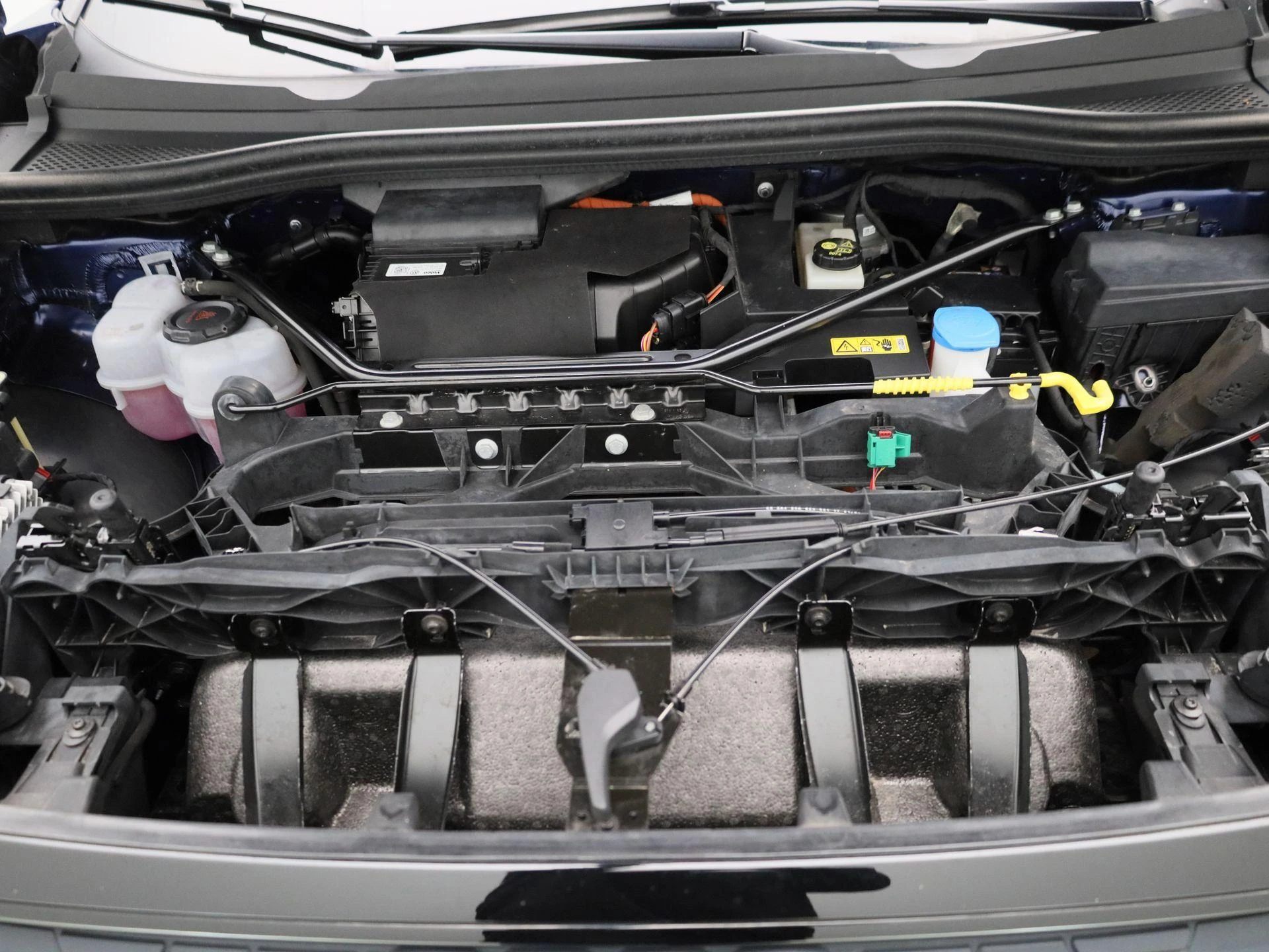 Audi-Q4 e-tron-image-34