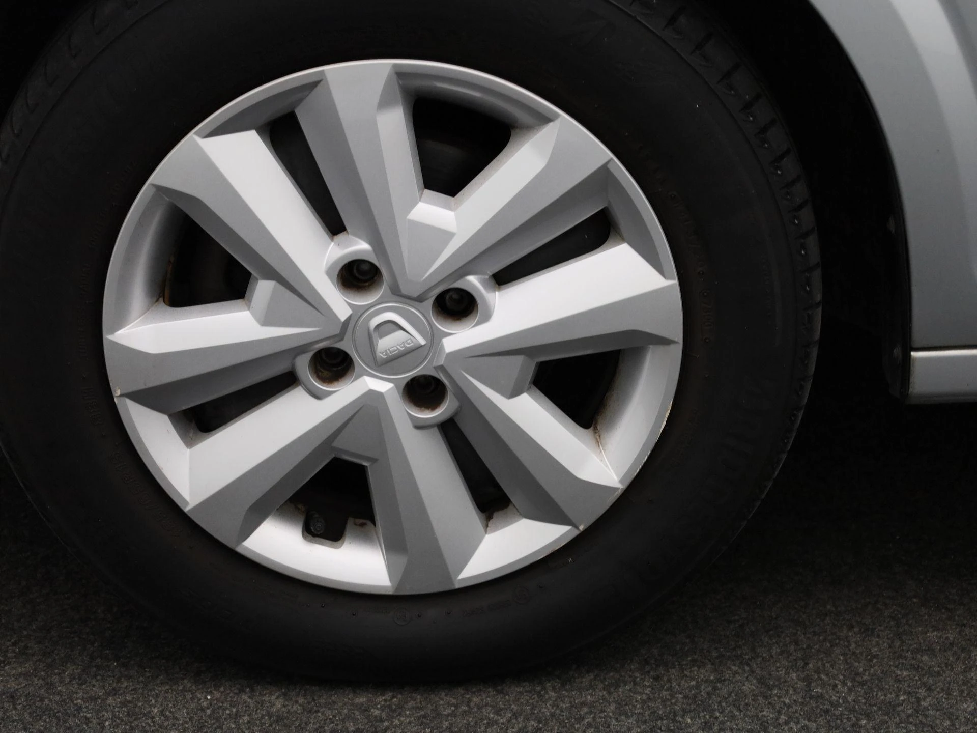 Dacia-Sandero-image-10