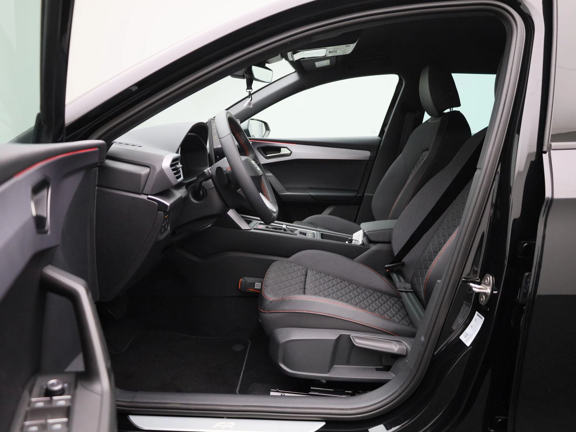 SEAT Leon Sportstourer 1.5 TSI e-Hybrid FR Business