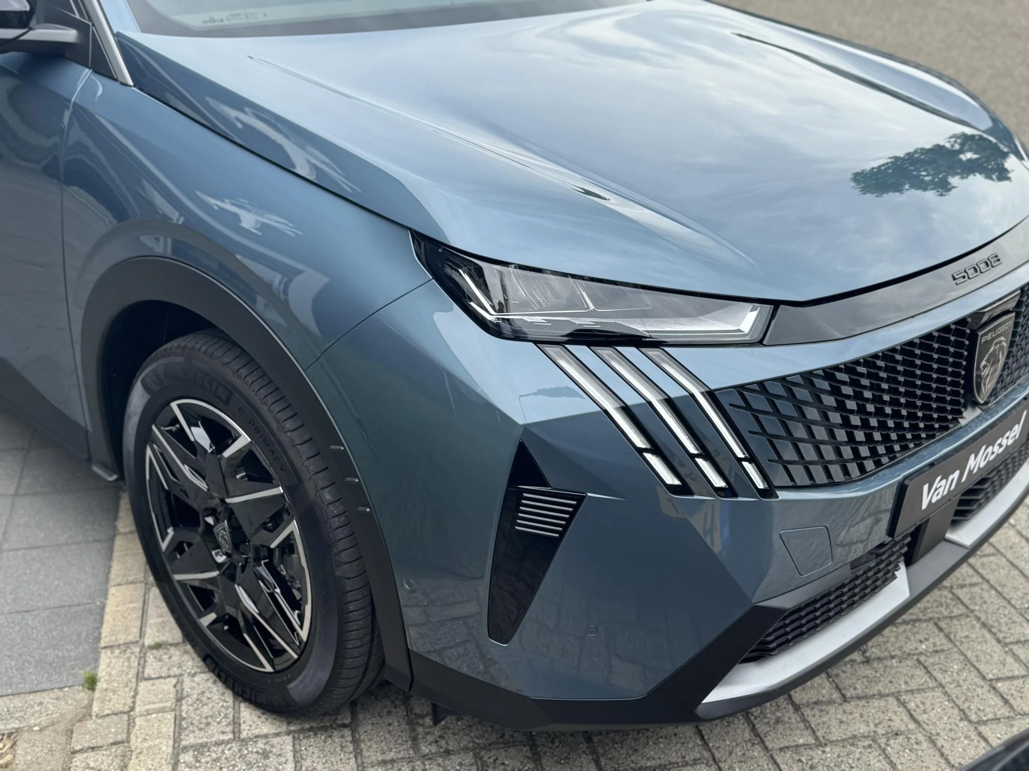 Peugeot-5008-image-5