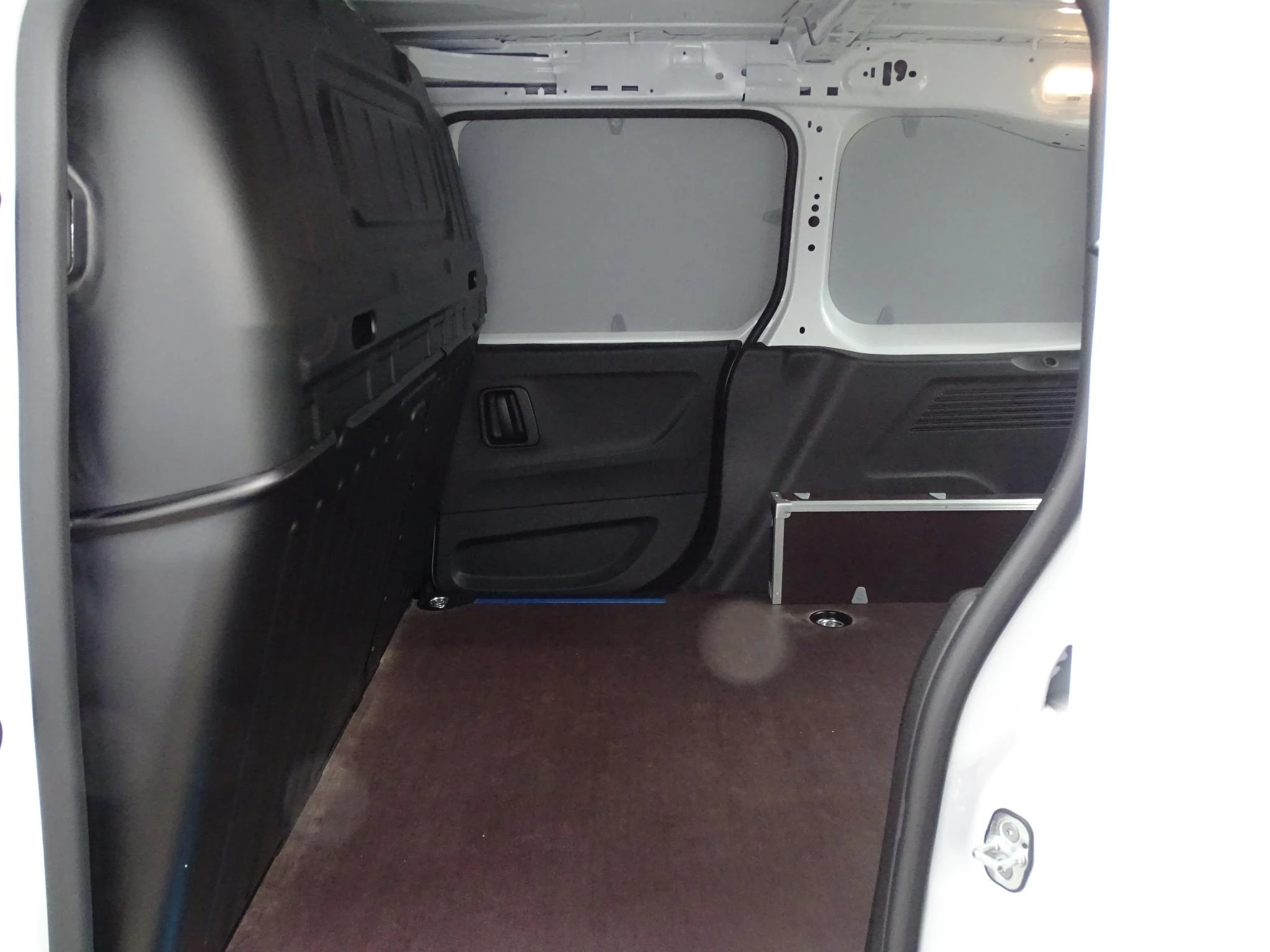 Peugeot-Partner-image-14