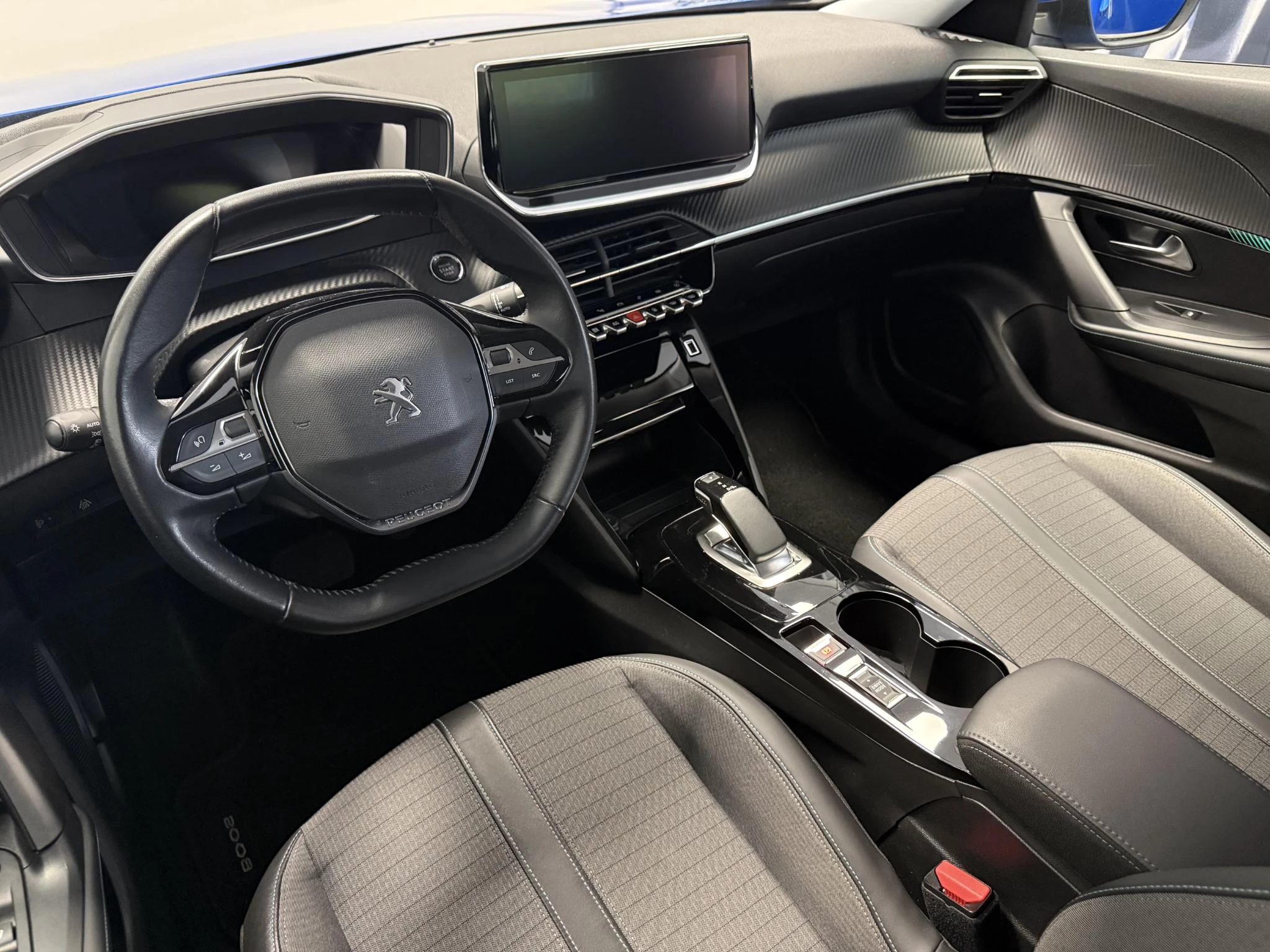 Peugeot e-2008 EV Allure Pack 50 kWh