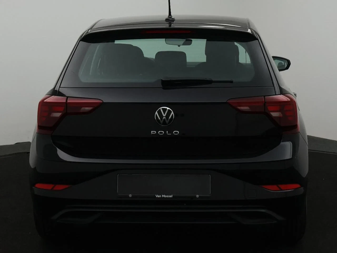 Volkswagen-Polo-image-19