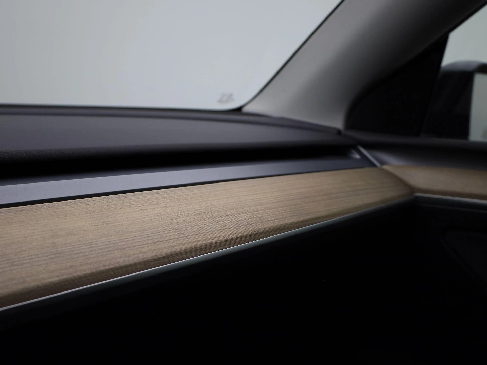 Tesla Model Y Hinterradantrieb RWD