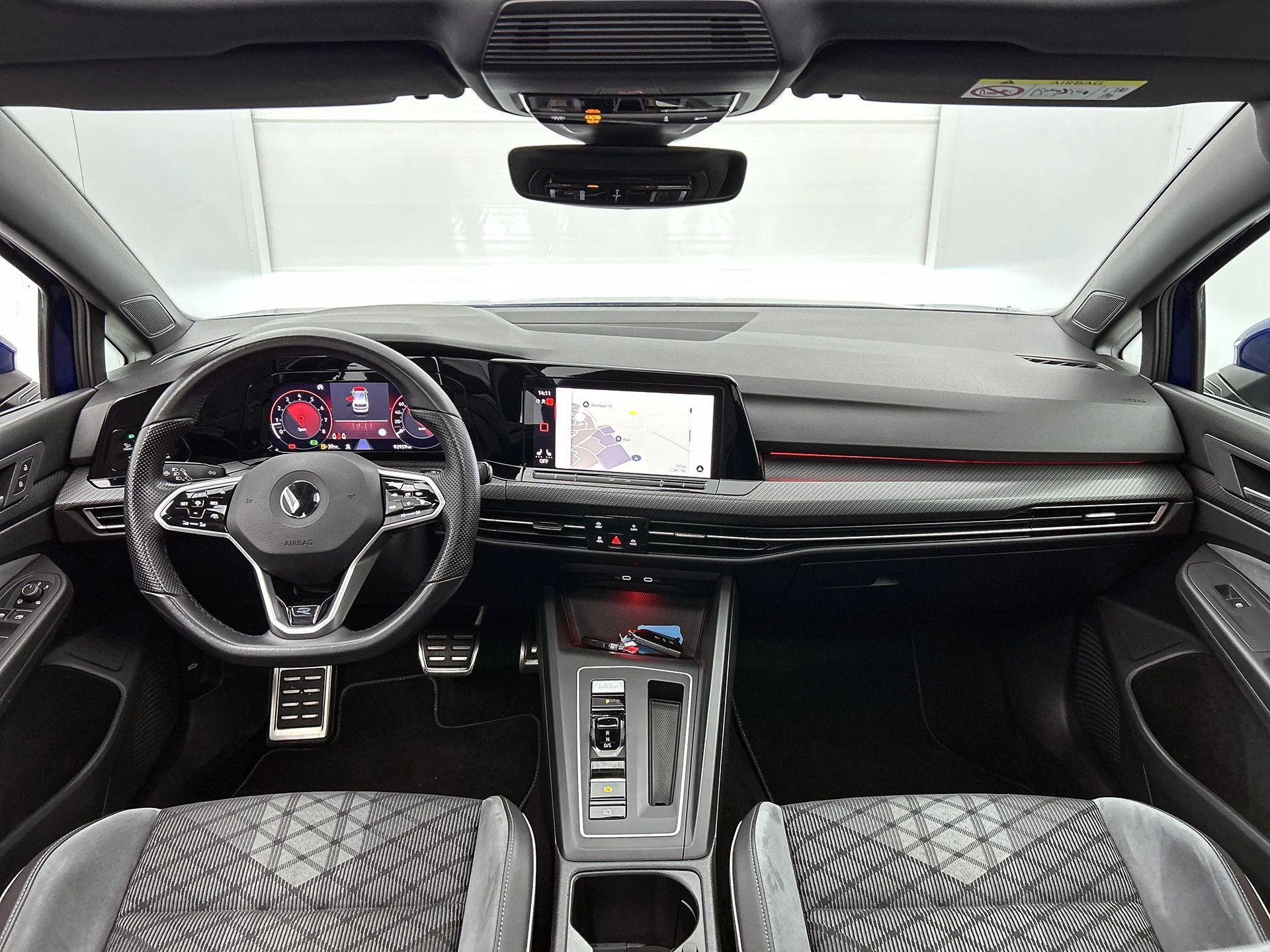Volkswagen-Golf-image-17