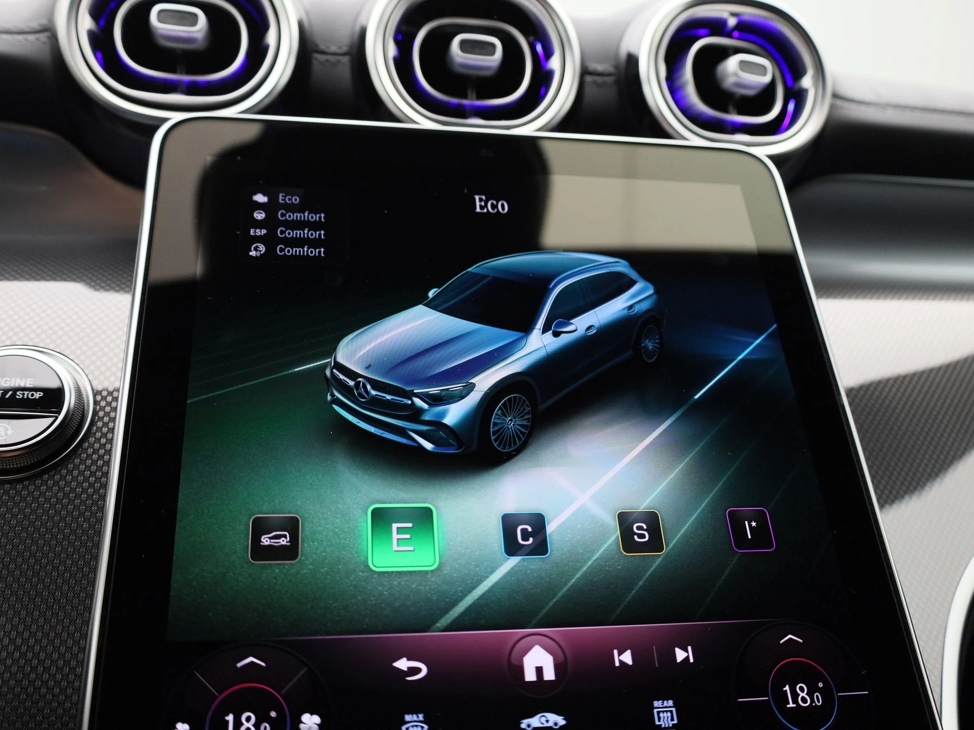 Mercedes-Benz-GLC-image-32
