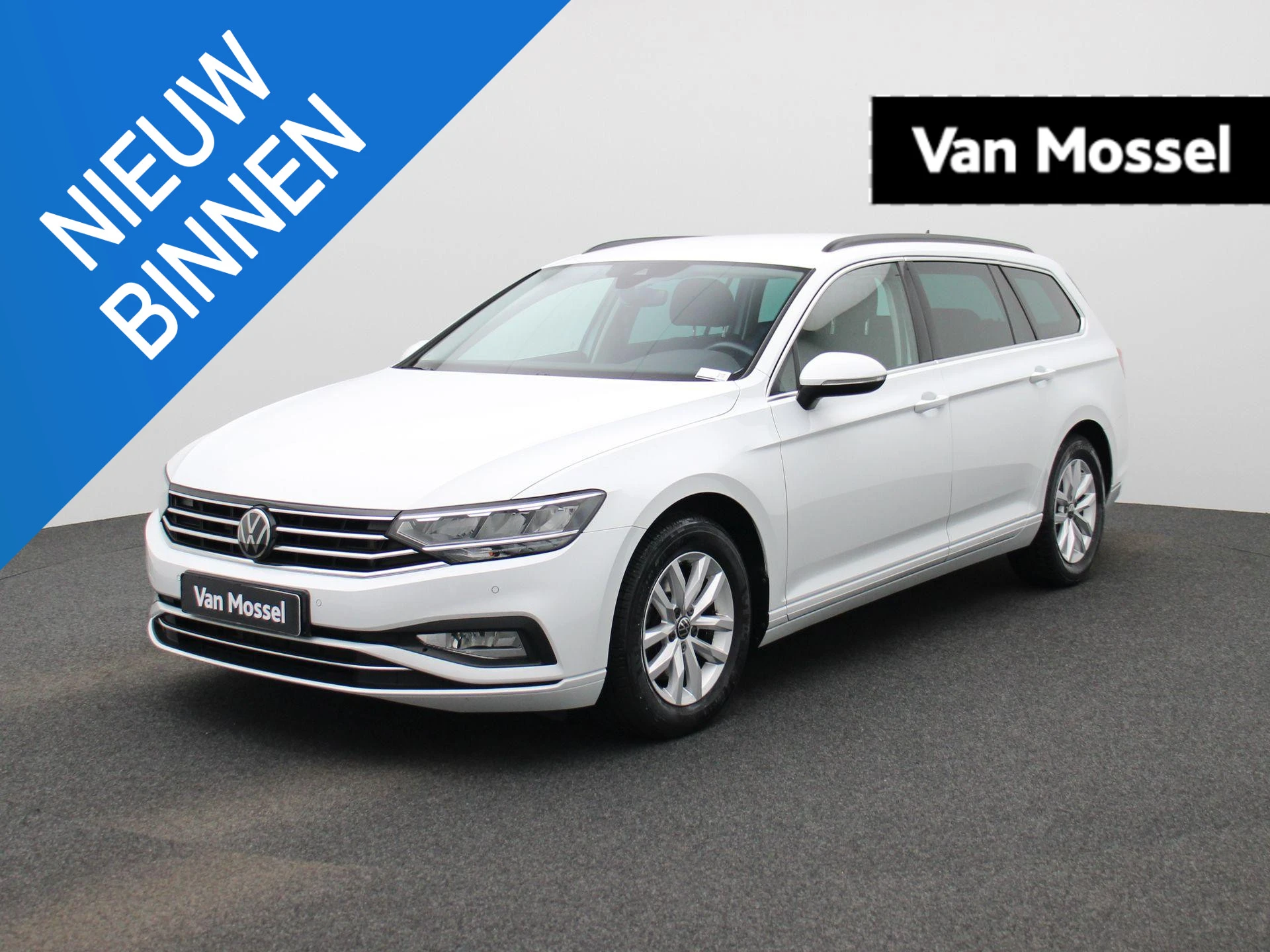 Volkswagen-Passat-image-0
