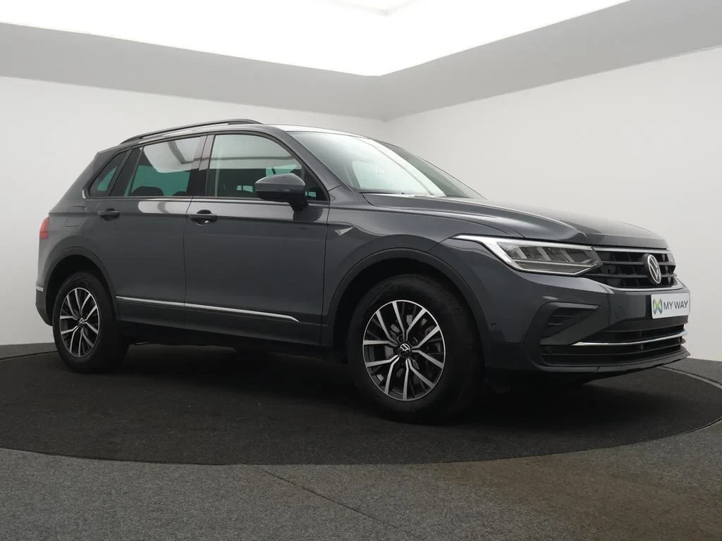 Volkswagen-Tiguan-image-3