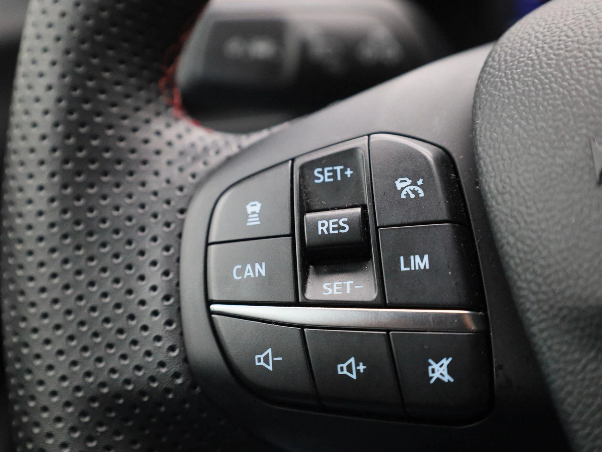 Ford-Puma-image-17