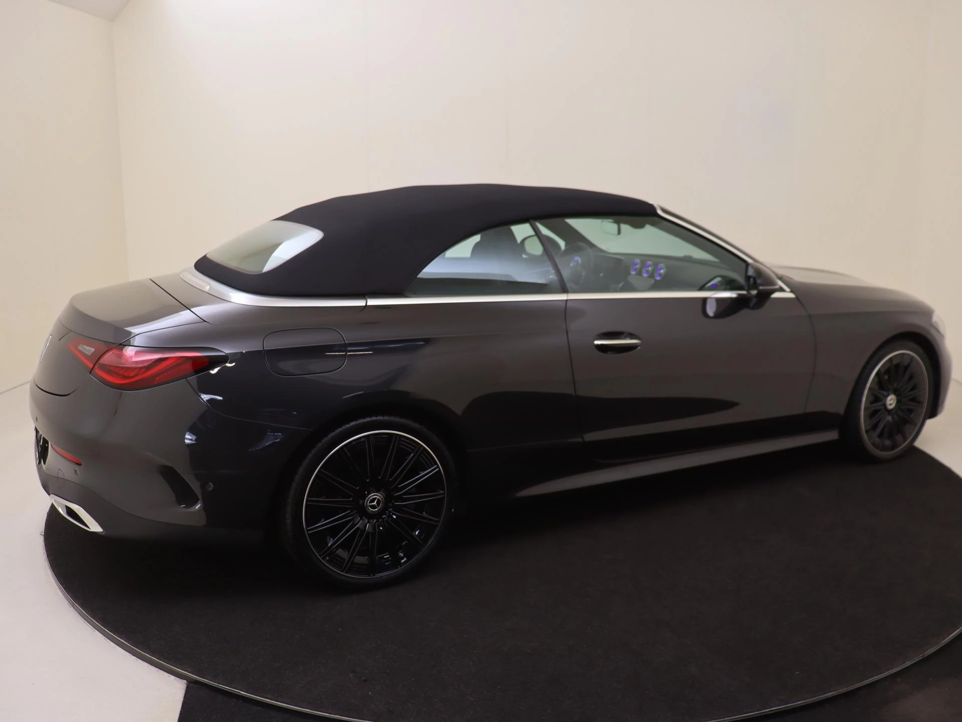Mercedes-Benz CLE Cabriolet 180 AMG Line
