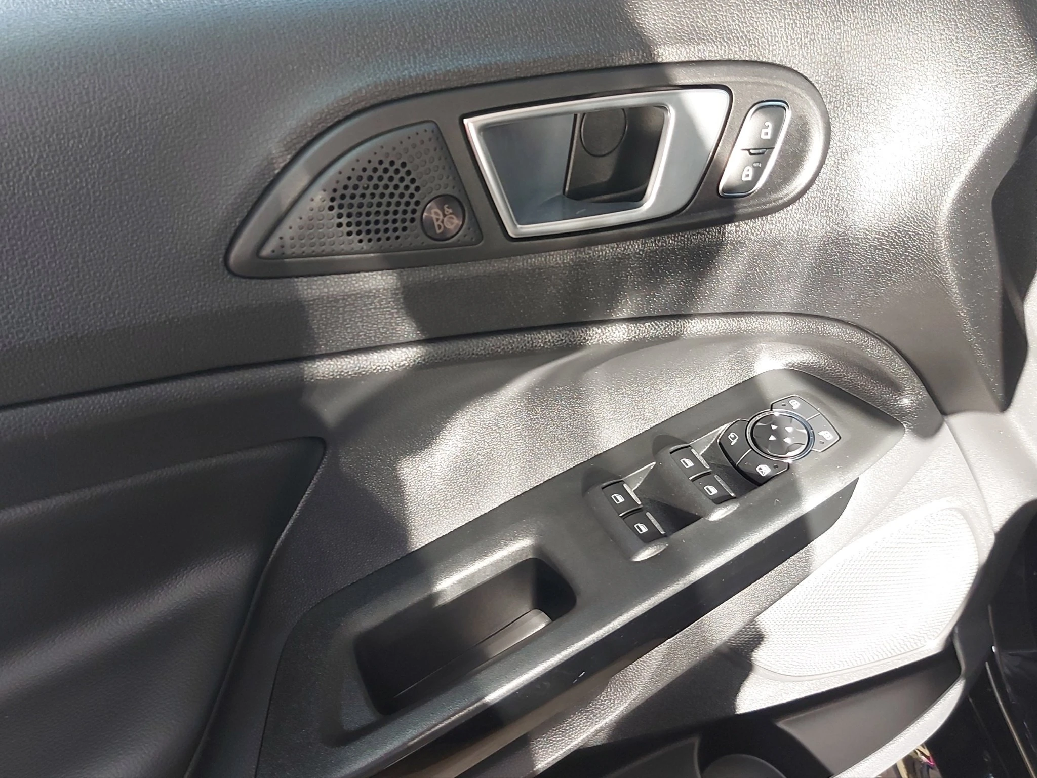 Ford-EcoSport-image-16