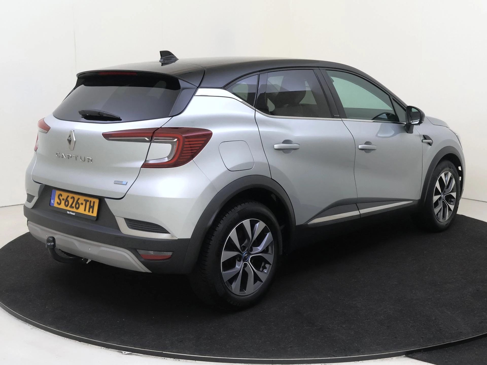 Renault-Captur-image-7