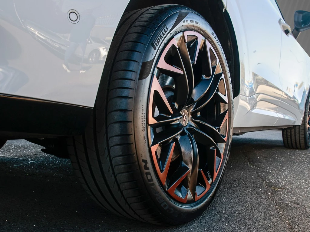 CUPRA Terramar 1.5 TSI e-Hybrid VZ AHK/Matrix/Navi