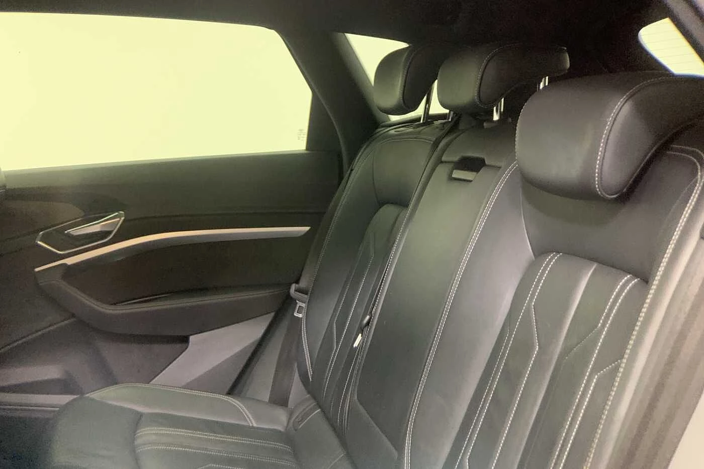 Audi-e-tron-image-9