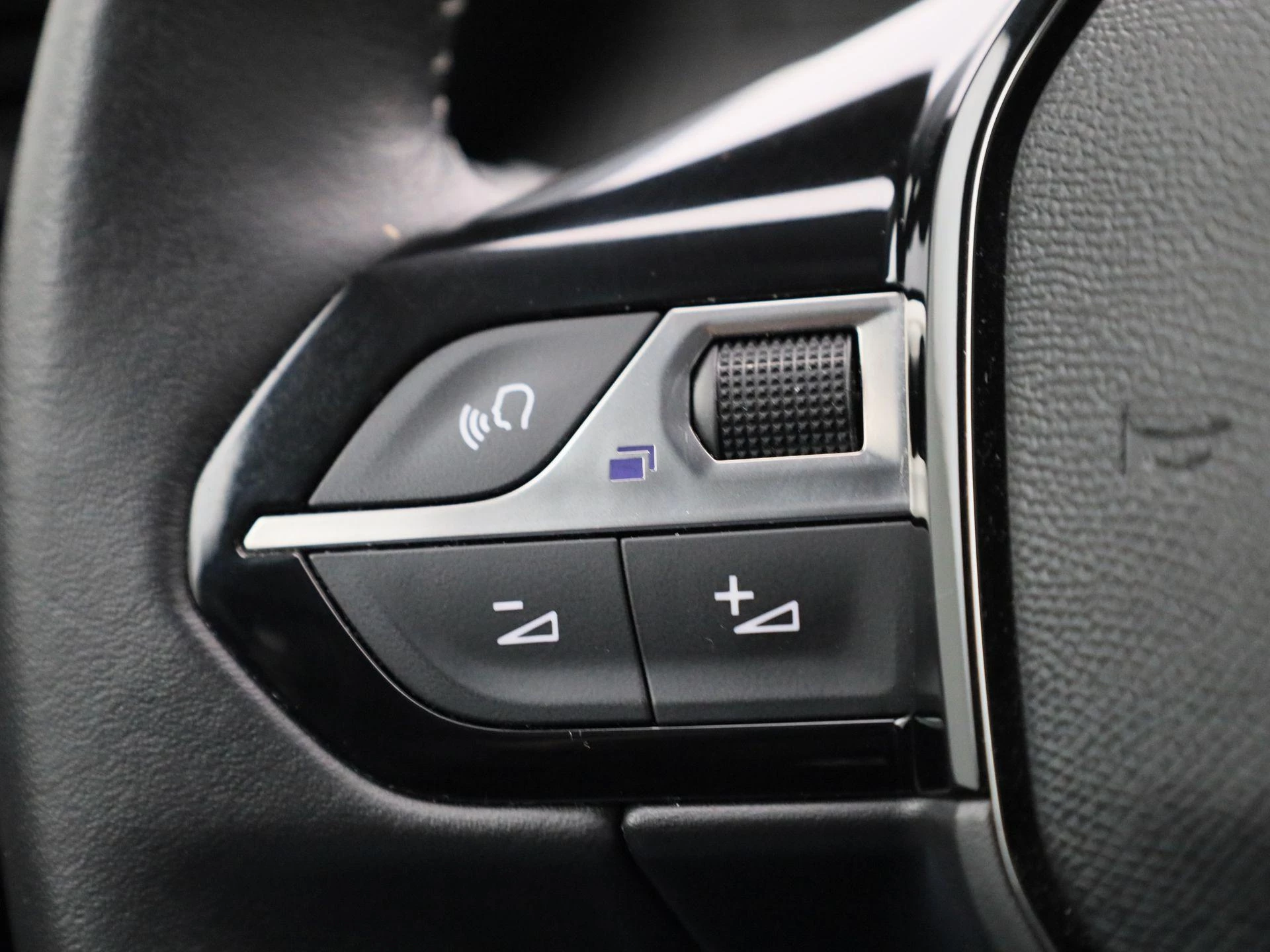 Peugeot e-208 EV Allure Pack 50 kWh